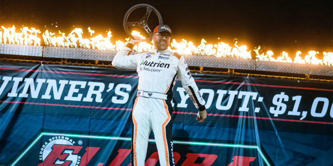 Jonathan Davenport celebrates his Eldora million win