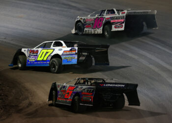 602 Late Models racing
