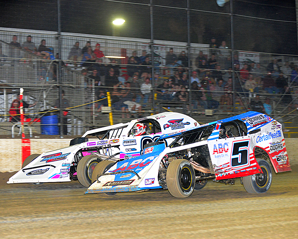 Ethan Dotson and Drake Troutman racing