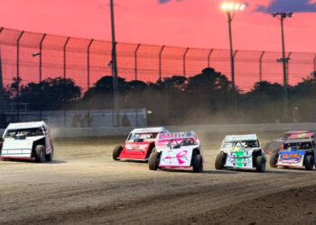 Modifieds at Volusia Speedway Park