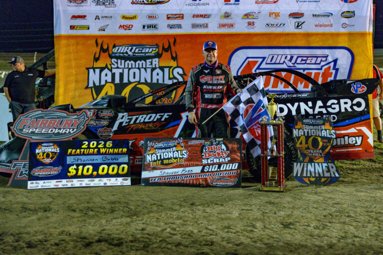 Babb Outduels English at Fairbury for Second Win in Three Races