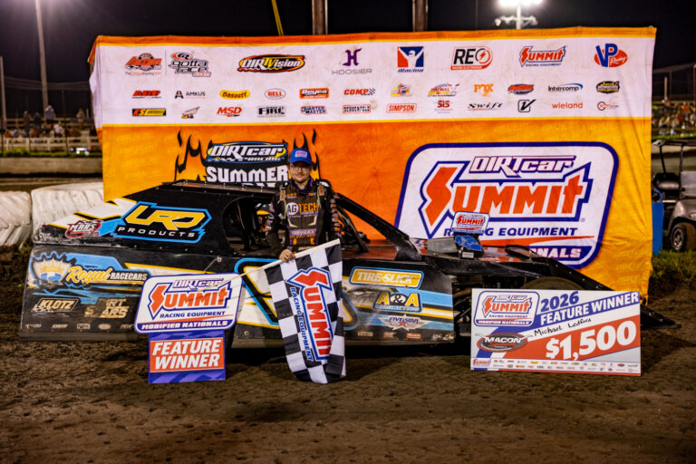 Michael Ledford Passes Trevor Neville Late for Macon Win