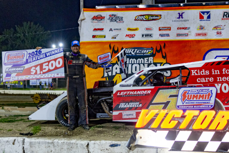 Steven Brooks Returns to Victory Lane with the Summit Modifieds at Kankakee