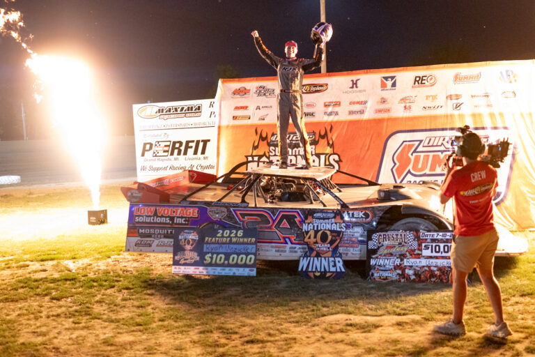 Ryan Unzicker Returns to Summer Nationals Victory Lane at Crystal