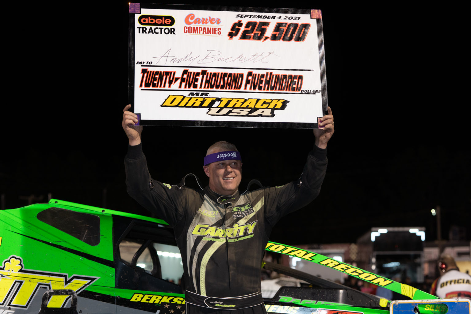 WHAT TO WATCH FOR Big Blocks get ready to crown Mr. DIRT Track USA at