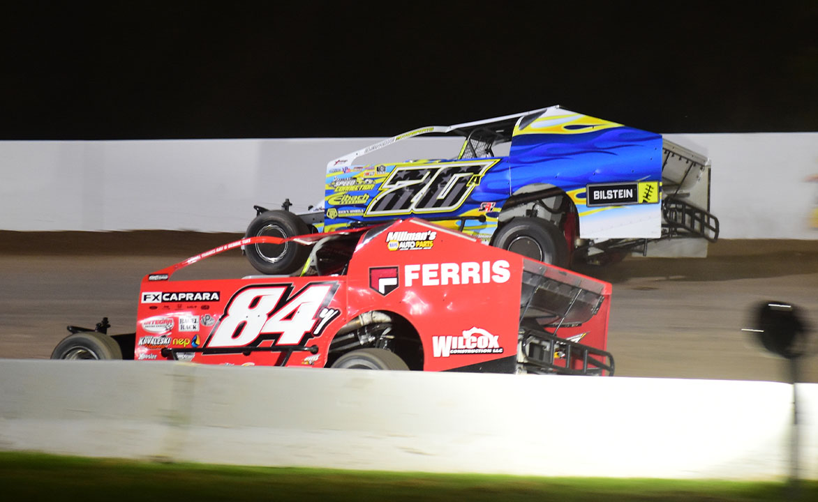 WHAT TO WATCH FOR: Super DIRT Week Qualifiers, Canadian Triple Highlight Busy Week For Super DIRTcar Series