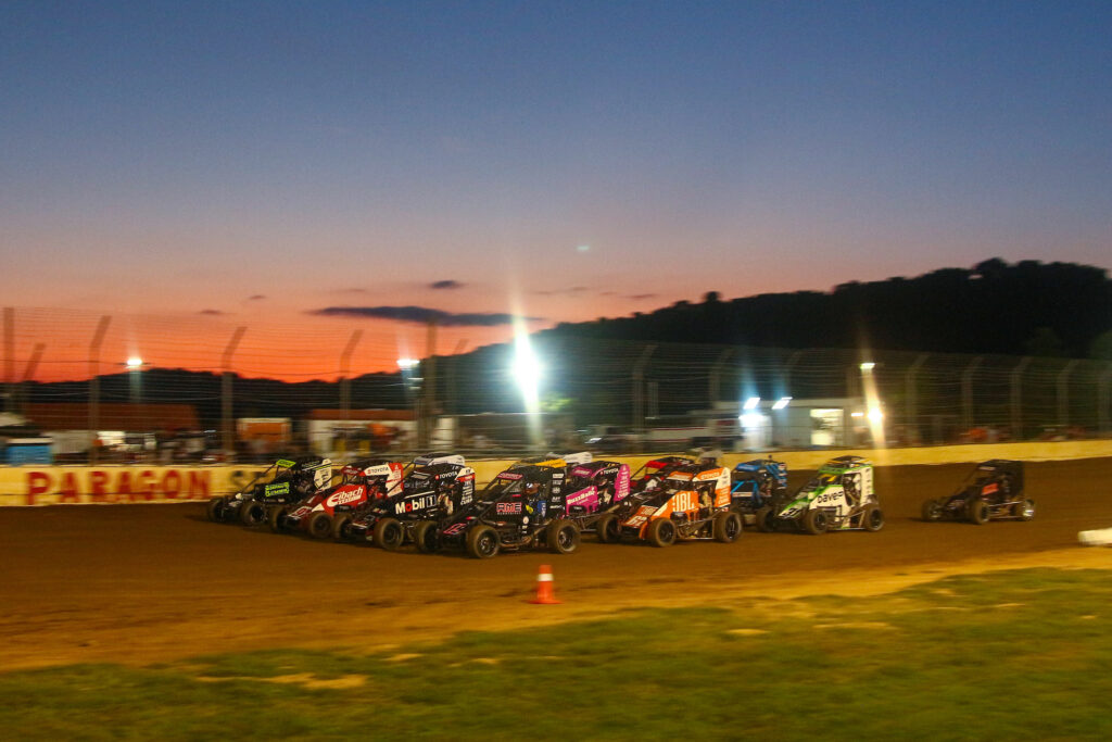 POINTS UPDATE McIntosh, Avedisian Separated by Seven Points After