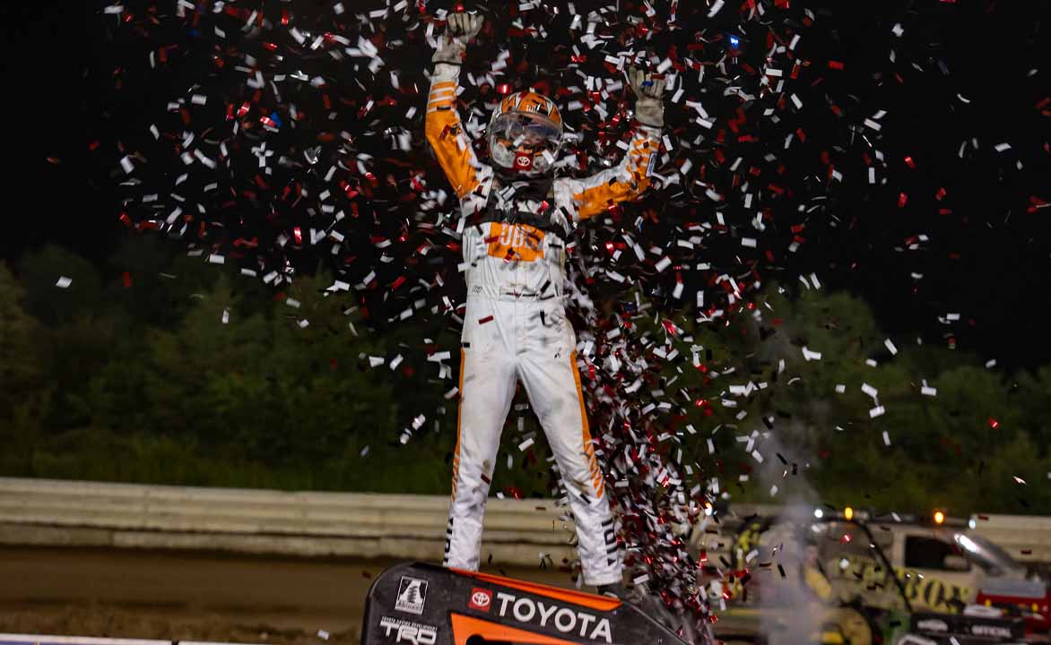 Jacob Denney Takes Second Xtreme Outlaw Midget Weekend Sweep of 2025 with Tulsa Speedway Triumph