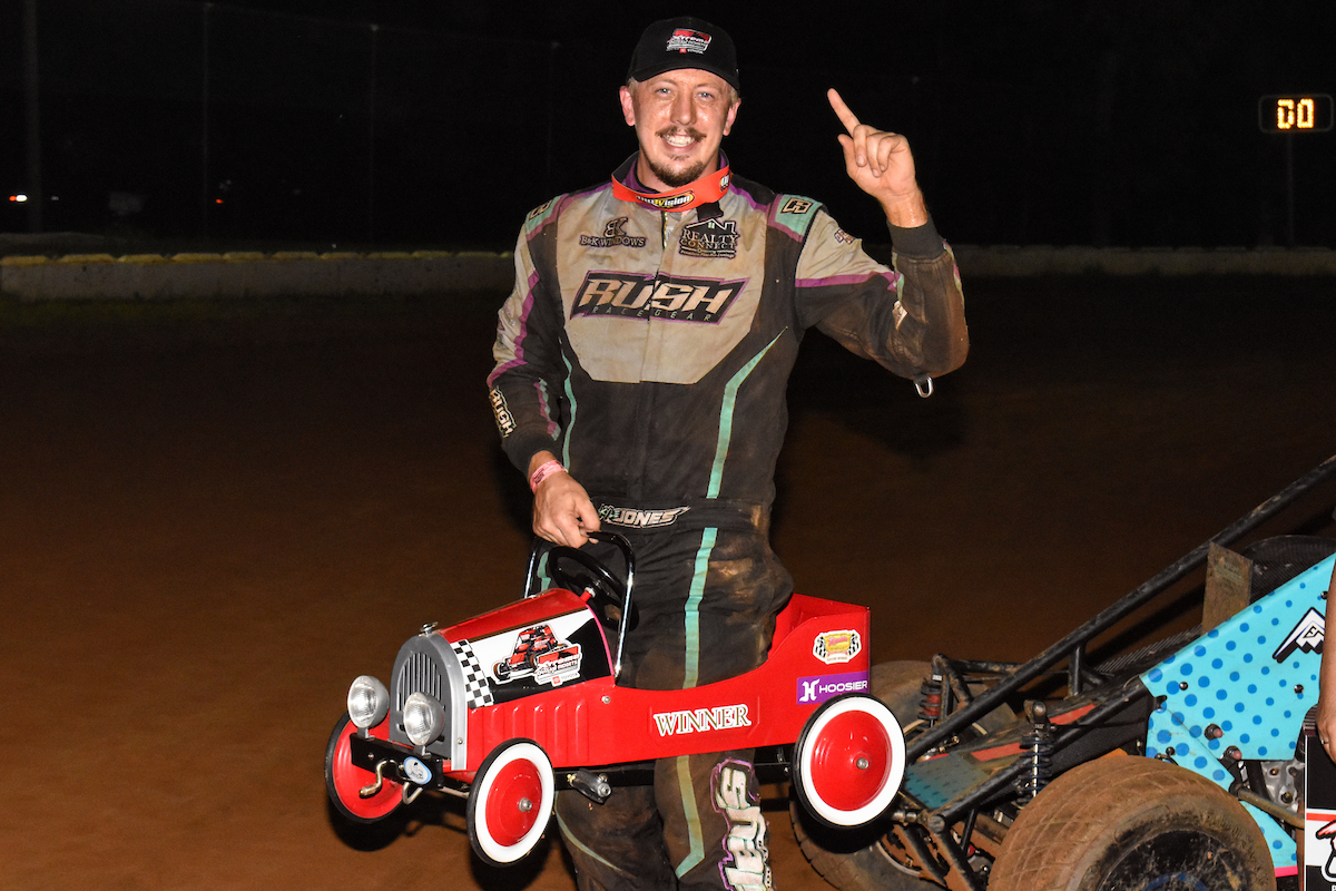 Kyle Jones Takes Emotional First Career National Midget Win at Linda’s Speedway