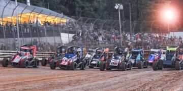Xtreme Outlaw Midgets Four Wide
