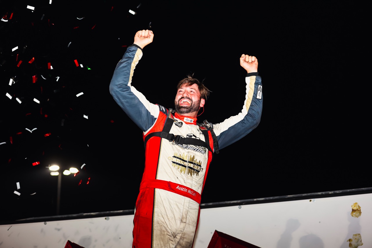Austin McCarl Outlasts Larson, McFadden on Opening Night of 35th 360 Knoxville Nationals