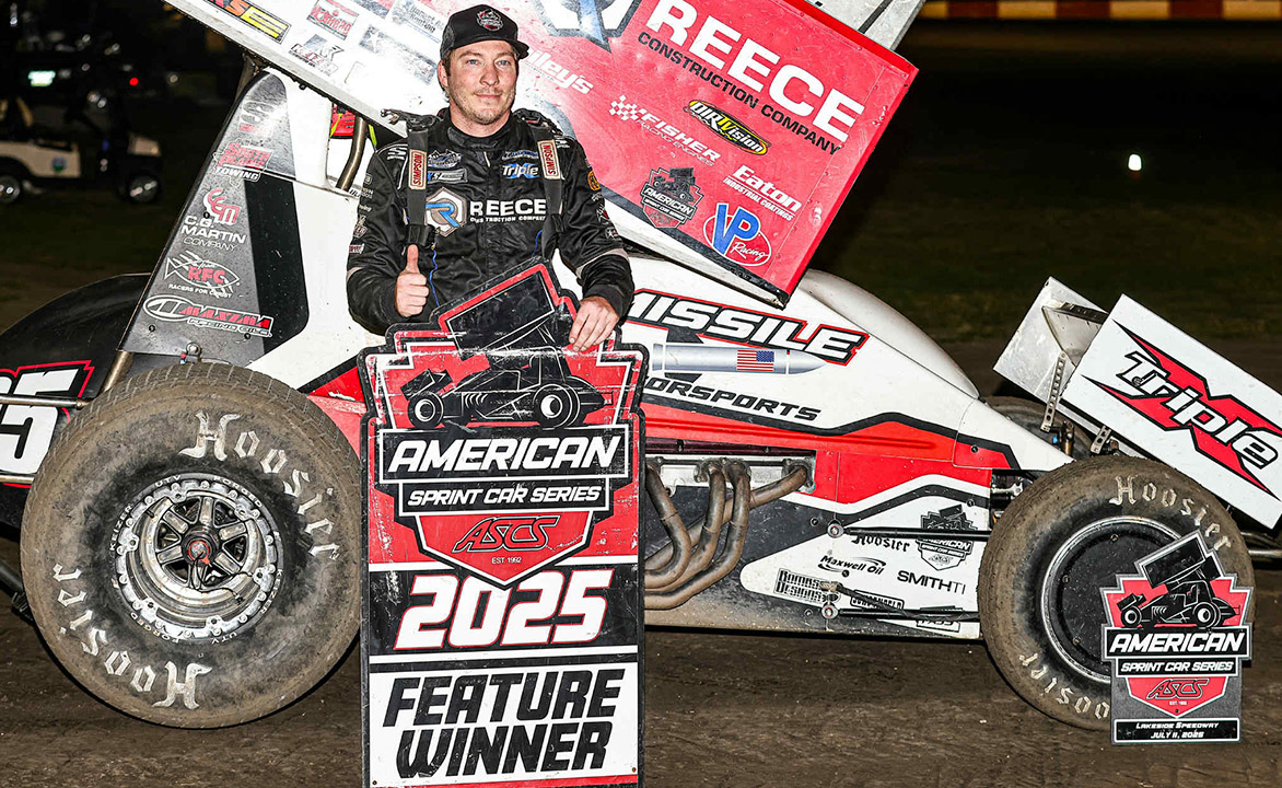 Covington Holds Off Hard-Charging Hafertepe to Win at Lakeside