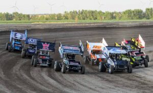 Sprint Cars race to green flag at Belleville